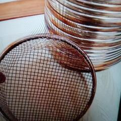 超超超激安♦️1人前用の紙鍋用の丸金網かご22個♦️ミニコンロ用♦️かなりお値打ちにお譲り致します♦️除菌清掃済み♦️送料込みです♦️の画像