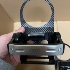 アウディ　TT ドリンクホルダー