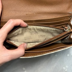 マイケルコース　長財布の画像