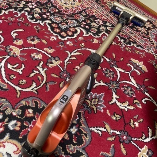 売り切れ \nコードレス掃除機　HITACHI  PV-BEH900