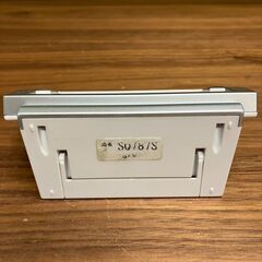 SEIKO 電波デジタル目覚まし時計（ホワイト/シルバー）の画像