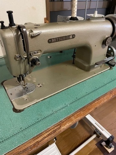 MITSUBISHI DY350 平ミシン