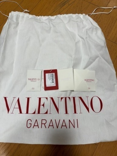 【半額】ヴァレンティノ　　トートバック　VALENTINO ブランドバッグ