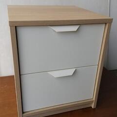 取引中☆IKEA おしゃれな小さめキャビネット 小物引出し収納☆