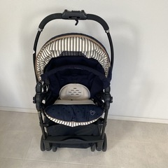 ミッキーベビーカー、コンビの画像