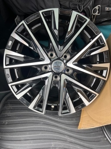 新品同様　ホイール　17インチ　ノア　ヴォクシー　他