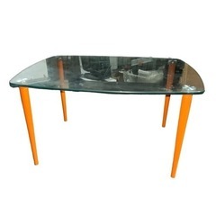 【ジ0302-02】 おすすめ商品‼️ かわいいガラステーブル  の画像