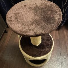 キャティーマン  - キャティースクラッチリビング コンパクトルーム キャットタワー（W32×D32×H57）の画像