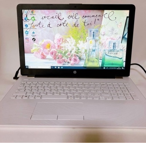 WEBカメラつき 　hp 　15.6インチノートPC 人気のホワイト