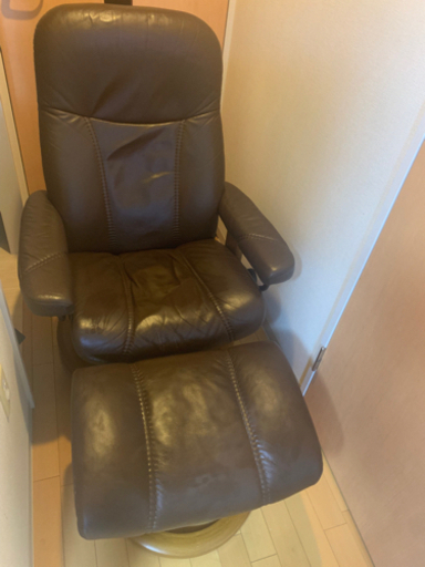 【購入者決定】エコーネス　ストレスレスチェア　本革