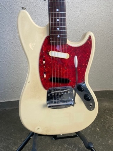 [受渡予定者決定]フェンダージャパン　ムスタング67 チタンサドル　マグナムロック　エレキギター