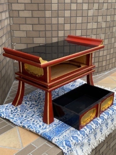 ◎お値下げしました‼️ 【断捨離中】 早い者勝ち‼️ 古い 時代 経机 朱塗 金箔 抽斗 引出付 仏教美術 焼香台 寺院仏具