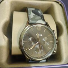 FOSSIL 腕時計　