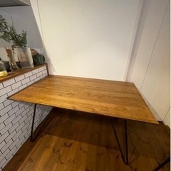 家具　ダイニングテーブル