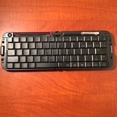 再サイ値下げ^ ^ELECOM ワイヤレス折りたたみキーボード　美品です^ ^の画像
