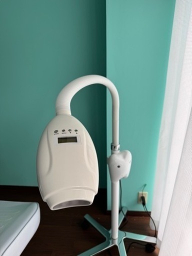 ホワイトニング照射器