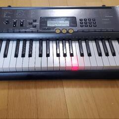 カシオキーボードLK-113　CASIO