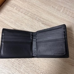 BURBERRY折りたたみ財布の画像