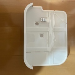 美品　3／8まで出品！　除湿機　サーキュレーター　扇風機　扇風機　加湿器　アイリスオーヤマの画像