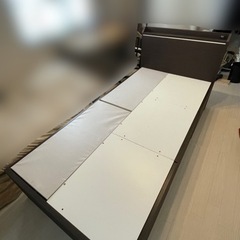 　ニトリ　シングルベッドフレームの画像