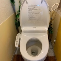 ⭕️新品格安‼️温水洗浄便座❗️3台限り❗️取付工事込❗️Panasonicの画像