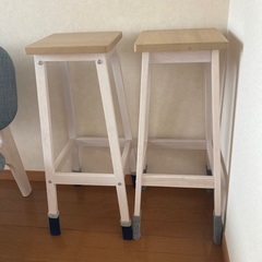 カウンターチェア2脚セットの画像