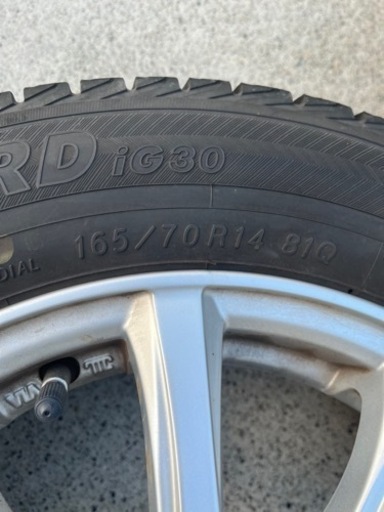 14インチ　165/70R 14 スタッドレス　アクア　ヴィッツ　パッソ