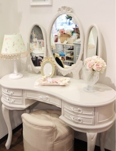 Shabby french Dresserドレッサー