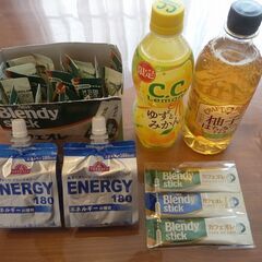カフェオレスティック３２本・ペットボトルドリンク２本・ドリンクゼ...