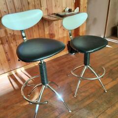 カウンターチェア　２脚