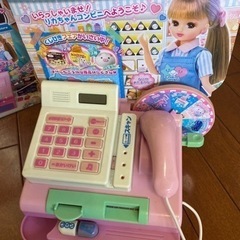 タカラトミー　リカちゃん　コンビニおさつスイっとレジスターです。の画像