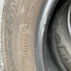 中古タイヤ　ミシュラン205/60R16  ４本の画像