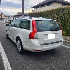 ボルボV50　2.0eアクティブプラス　H23　車検6/10　走行67000ｋ　純正ＨＤＤナビ＆フルセグＴＶ　ドラレコ　ＥＴＣ　黒革Ｓ　専用17ＡＷ　クルコン　キセノンの画像