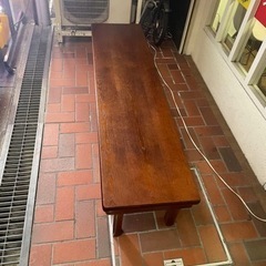 長テーブル4台の画像