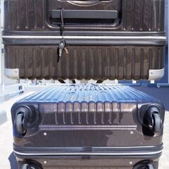 値下げ！■数回程度の使用・超美品■大容量 ハードジッパーケースLサイズ■容量75～80Lぐらいの画像