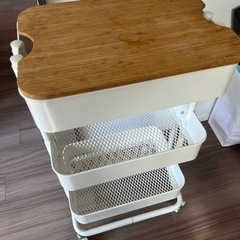 引き渡し様決定 【急募】 IKEA  ワゴン 無料でお譲りします