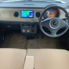 ⭐️全込み超特価‼️車検2年付き⭐️‼️ディーラー下取り車⭐️‼️フルセグナビ＆ETC付き⭐️‼️TV走行中視聴可能♪スマートキー＆プッシュスタート‼️⭐️タイミングチェーンエンジン‼️⭐️安心の修復歴無し‼️⭐️25年式⭐️アルトラパン⭐️パールホワイト⭐️インパネAT⭐️ベンチシート⭐️『車検代も、月割り自動車税も、リサイクル料も、全てコミコミの超特価』‼️『更に千葉＆成田ナンバー管轄は名変代行無料サービス』‼️『圧倒的な安さ』‼️『超激安早い者勝ち』‼️の画像