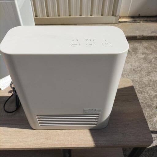 無印良品　コンパクトセラミックファンヒーター　TPC-MJ121 2013年製