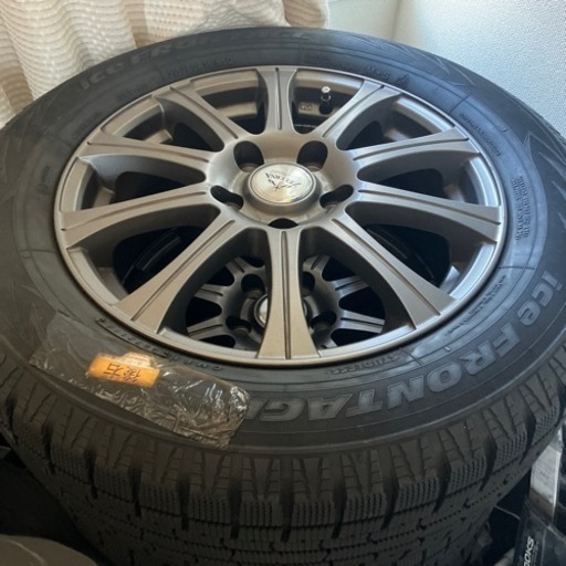 スタッドレスタイヤ