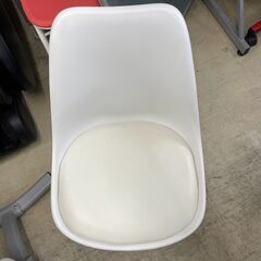チェア　No.10272　ホワイト　椅子　【リサイクルショップどりーむ荒田店】の画像