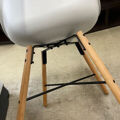 チェア　No.10272　ホワイト　椅子　【リサイクルショップどりーむ荒田店】の画像