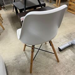 チェア　No.10272　ホワイト　椅子　【リサイクルショップどりーむ荒田店】の画像