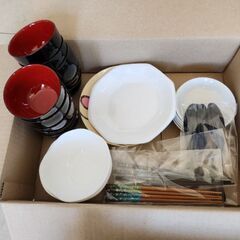 食器いろいろの画像