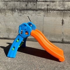 すべり台　子供用　トイザらス