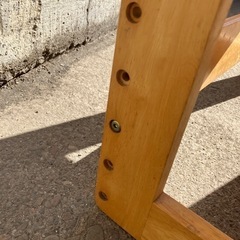 木製　椅子とテーブルのセット　小さな子供の学習机に！の画像