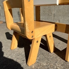 木製　椅子とテーブルのセット　小さな子供の学習机に！の画像