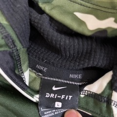 ナイキ　キッズ　パーカー　Lサイズの画像