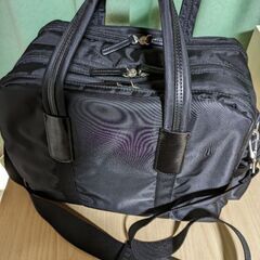 ショルダーバッグ　黒