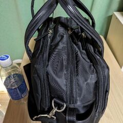 ショルダーバッグ　黒の画像