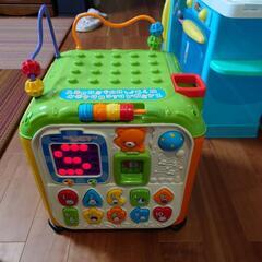 Vtech ABCビッグキューブ